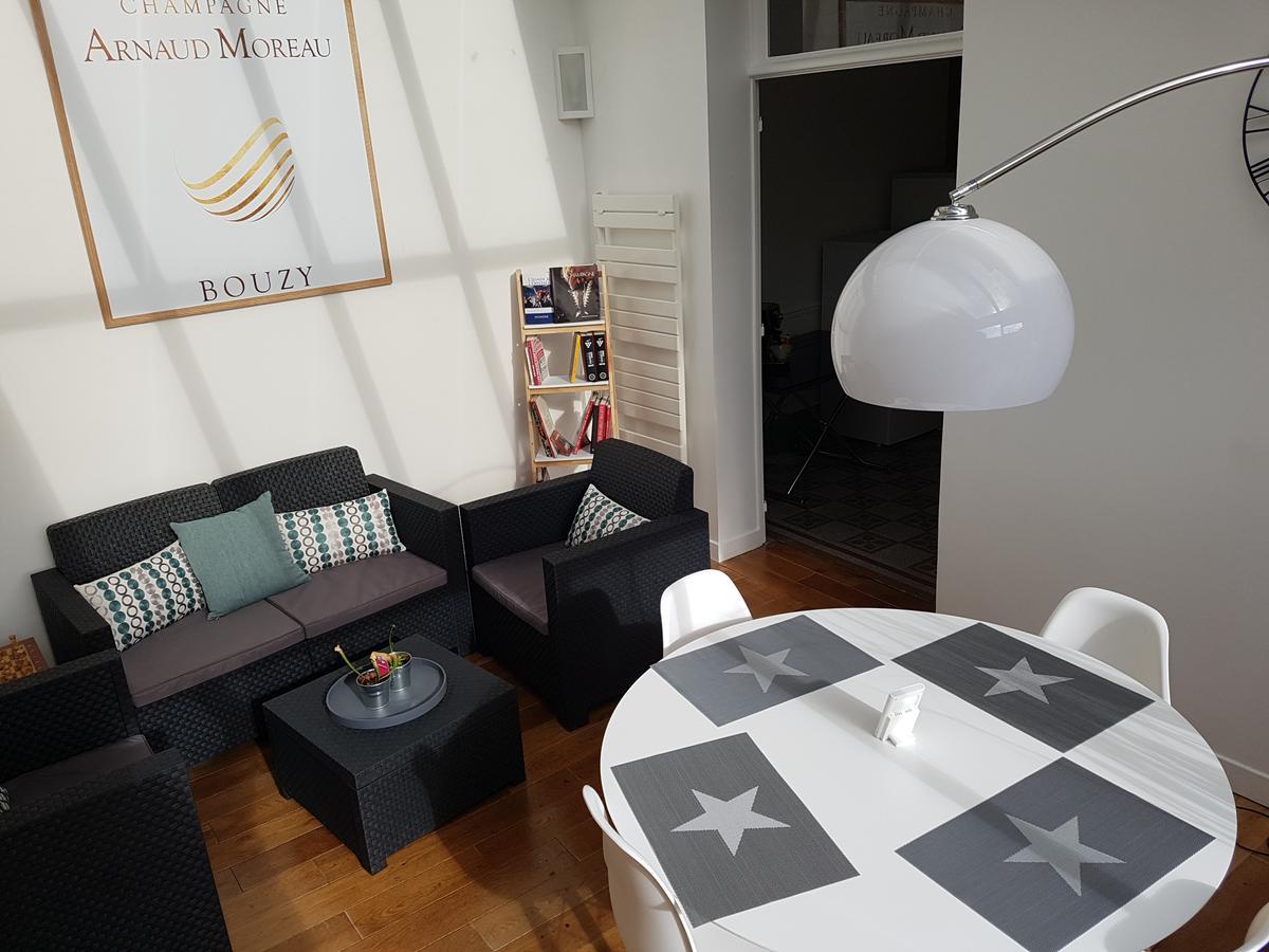 L'Iliade - Chambres D'Hotes - B&B A Bouzy Εξωτερικό φωτογραφία
